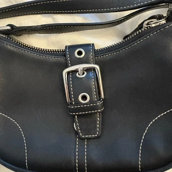 Coach Black Leather Shoulder Bag - Picture 2 of 5